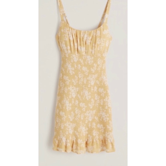 Abercrombie & Fitch Dresses & Skirts - Abercrombie & Fitch Smocked Floral Mini Bodycon Dress in Honey Yellow Size S